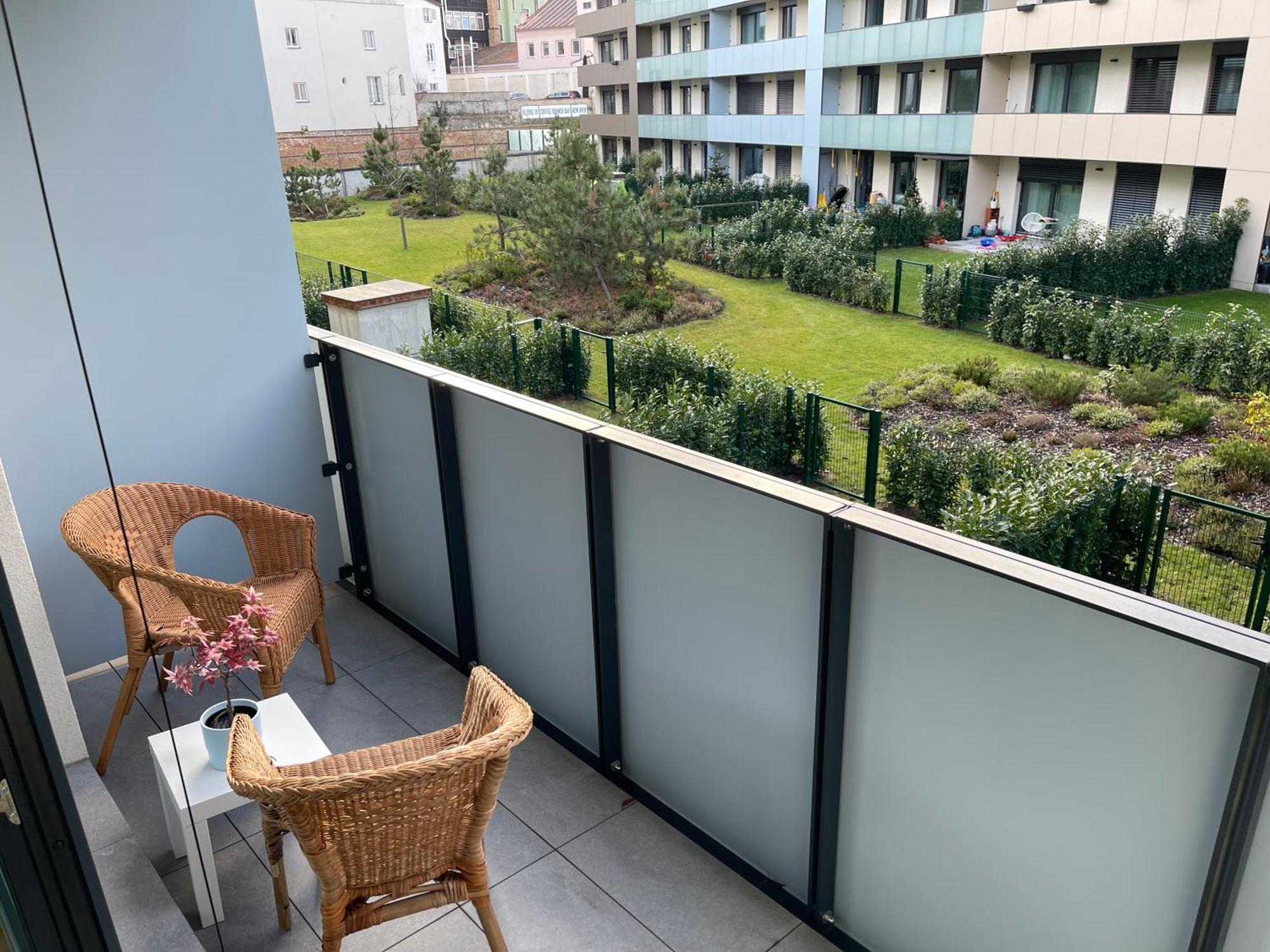Apartment 4 Room, 2 Bath, Parking 布拉格 外观 照片
